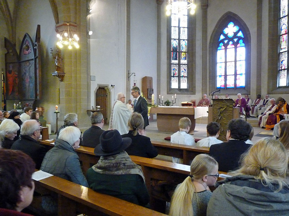 Festgottesdienst zum 50jahrigen Priesterjubiläum von Stadtpfarrer i.R. Geistlichen Rat Ulrich Trzeciok (Foto: Karl-Franz Thiede)